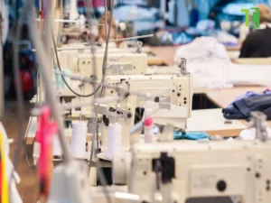 Đặt áo thun đồng phục tại xưởng uy tín