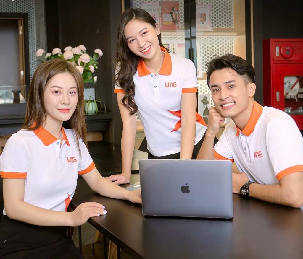 xưởng may áo thun đồng phục