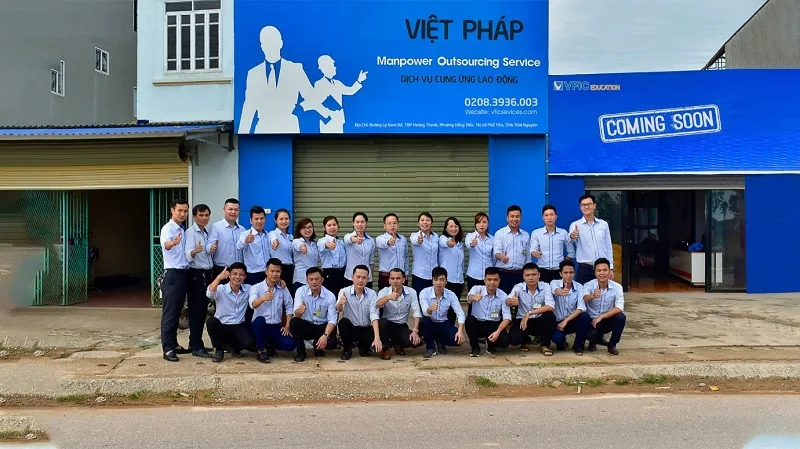 Đồng phục công ty Thương mại và Dịch vụ
